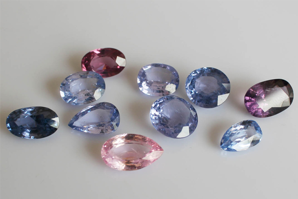 Đặc điểm ngọc học của spinel vùng Lục Yên, Yên Bái